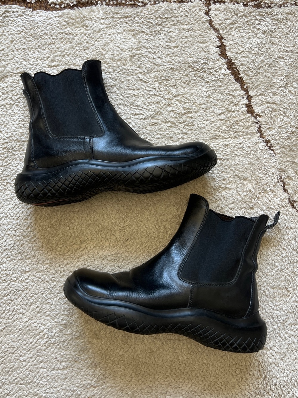 Vintage Prada Sport Black Leather Chelsea Boots Vibram Sole Size 37.5 FW 1999